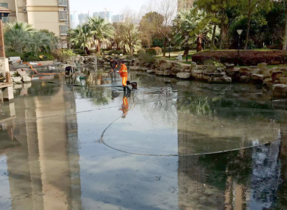 定州景观池淤泥清理